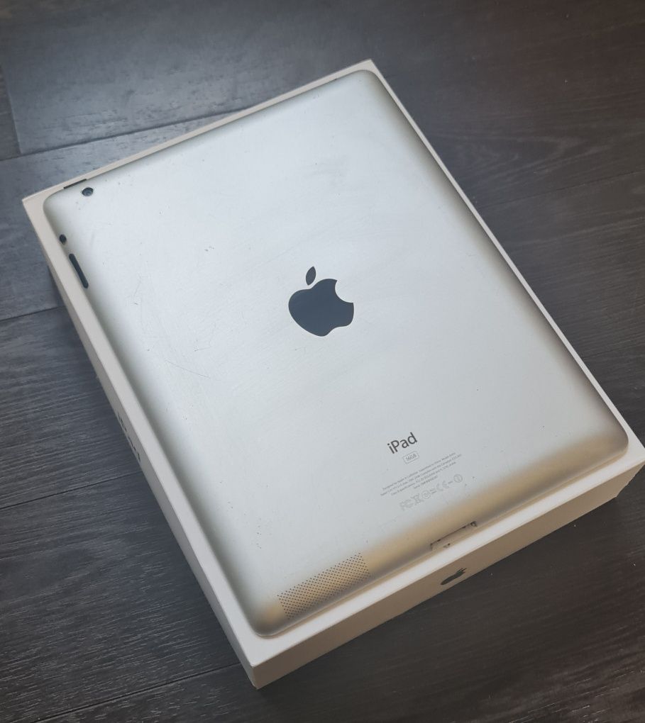 iPad Wi-Fi 16GB Black Model A1416 – Sprawny, z uszkodzonym ekranem!