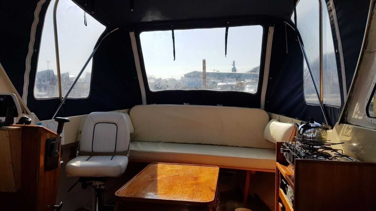 Łódź motorowa houseboat jacht kabinowa Risor 23