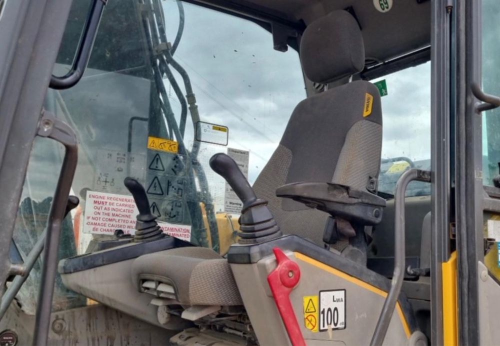Koparka gąsienicowa Volvo EC 140 EL