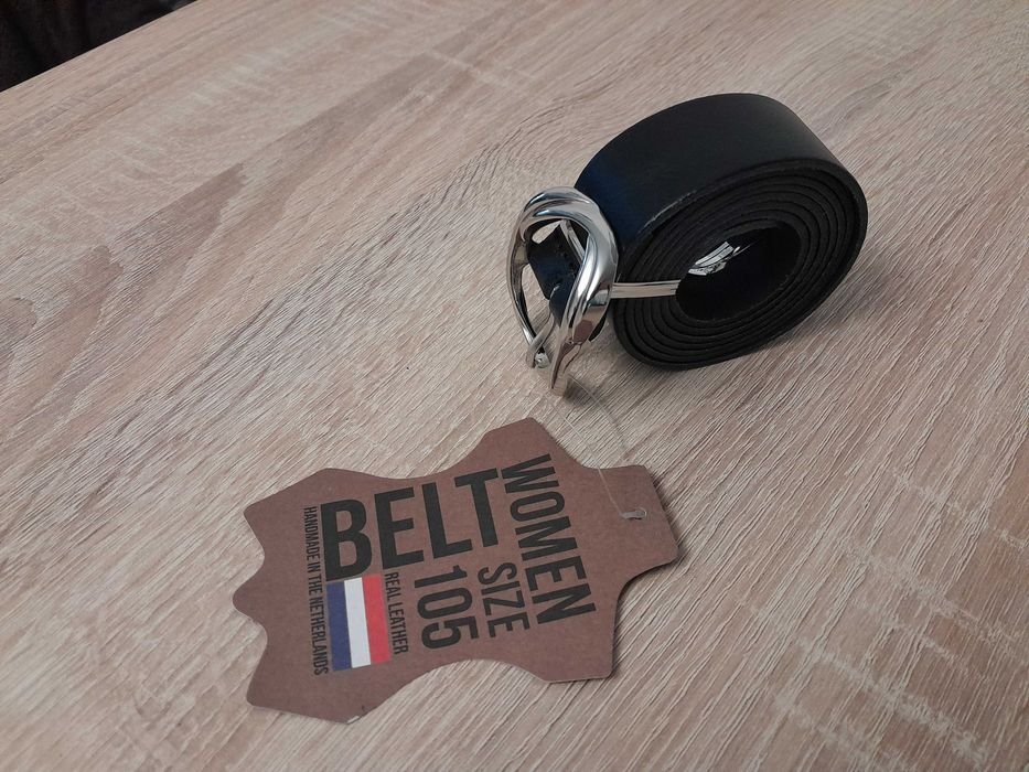 Skórzany pasek damski z Holandii, czarny_gładki_105 cm_ kl. srebrna