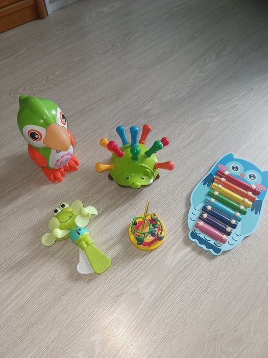Іграшки для малюка в ідеальному стані . Ціна за все
