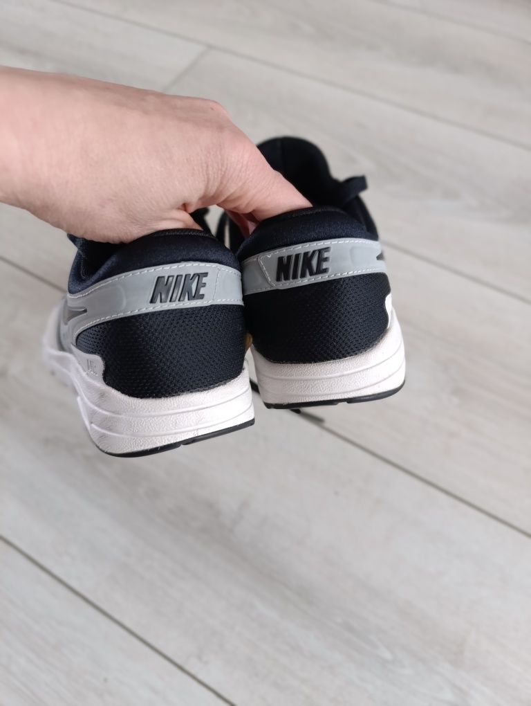 Кросівки Nike Air Max Zero, кроссовки Nike Air Max Zero
