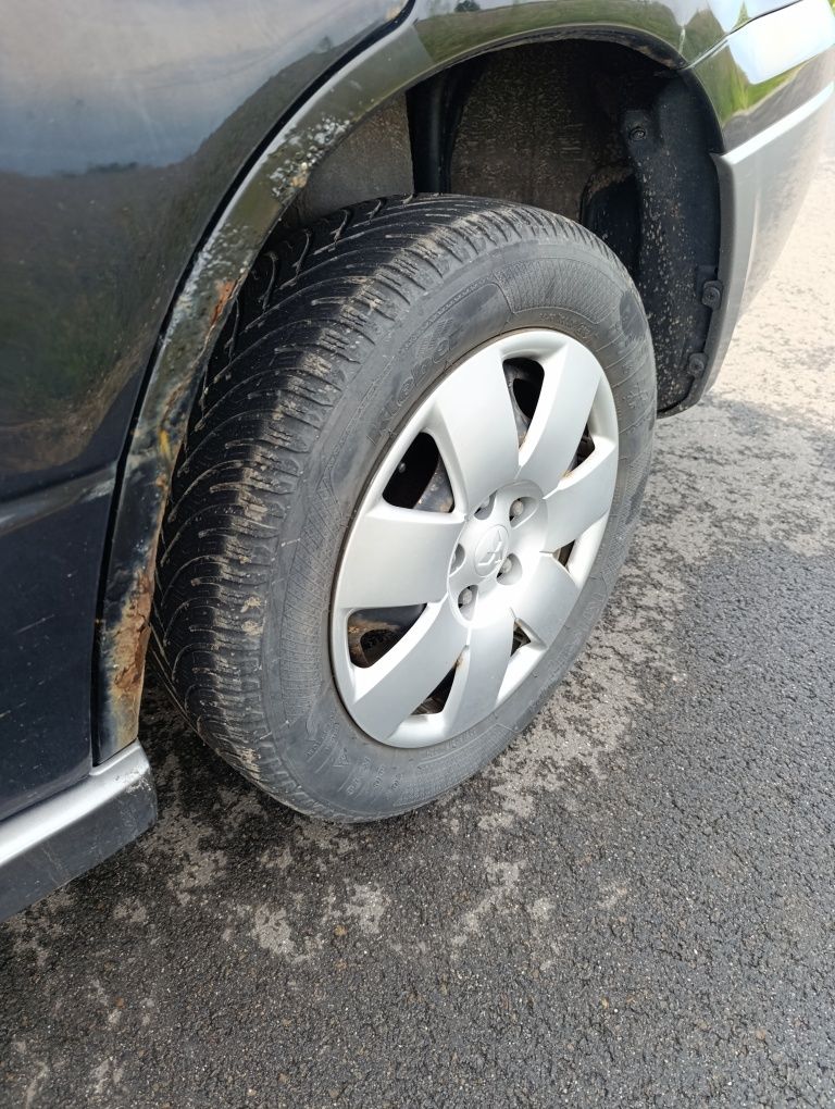 Mitsubishi Outlander I 2.0 LPG 2005r