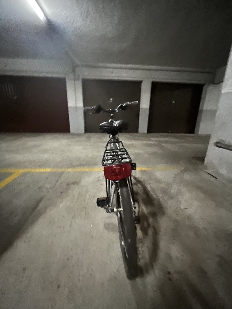 Bicicleta feita à mao
