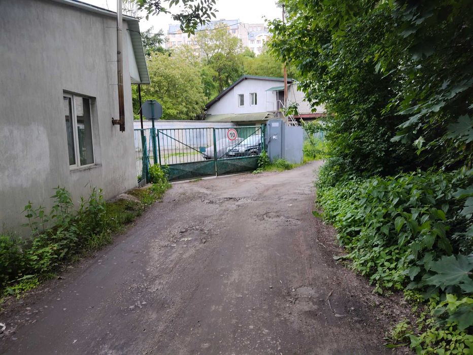 Здам в оренду гараж на вул. Природна 17 (вул. Чупринки, Франк. адмін.)