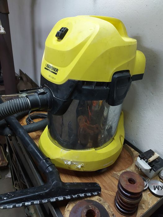 Керхер пылесос 1400 Watt промышлений.WD 3 300 M
