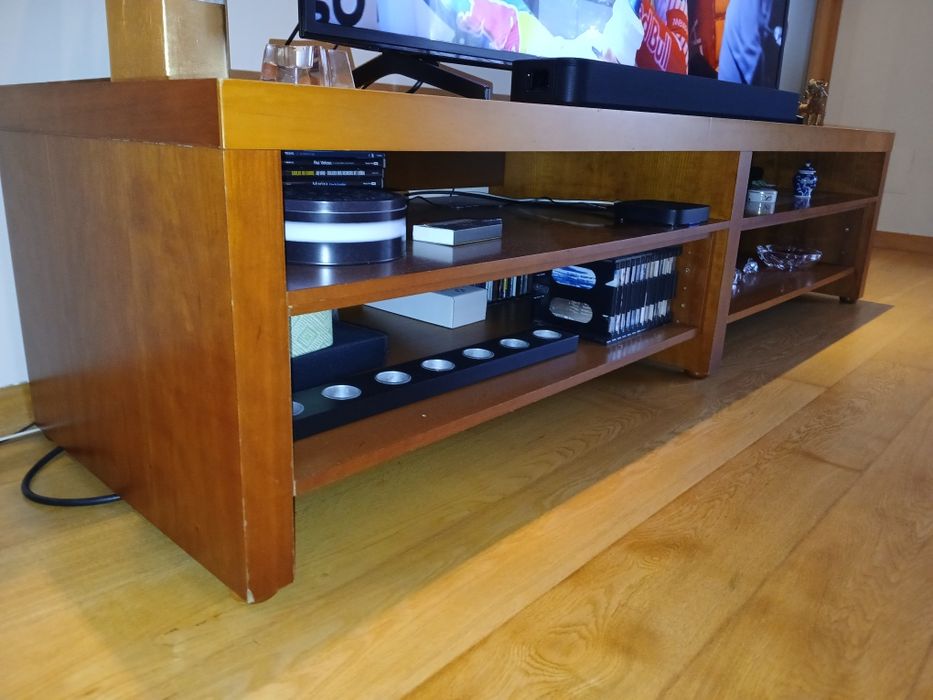 Consola tv cerejeira