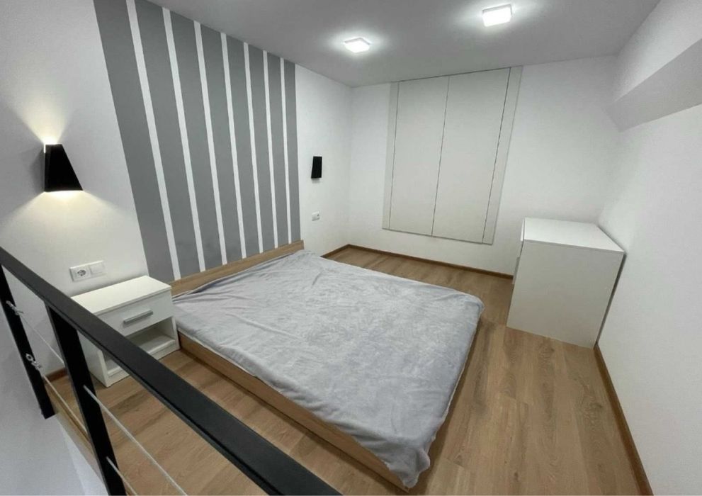 Решетилівська. ТРЦ Київ. Здається 2-х кімнатна квартира