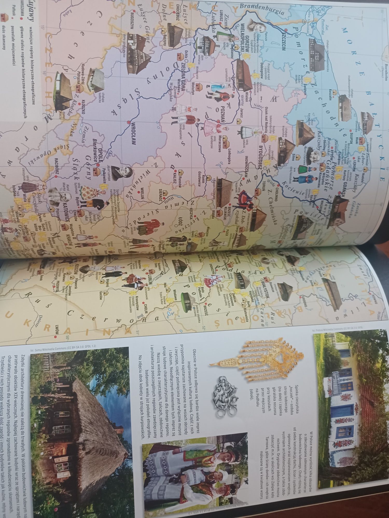Szkolny atlas geograficzny z płytą CD