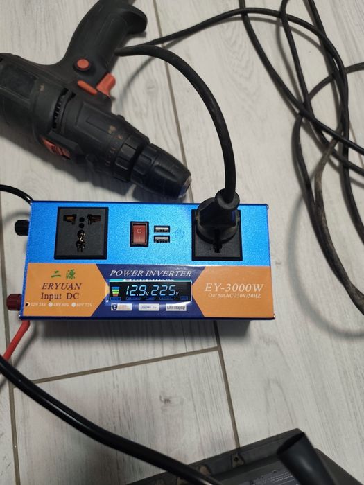 інвертор eryuan 3000w 12/24v на 220v