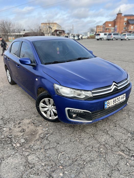 Продам citroen 1.2 г/б 2017 рік