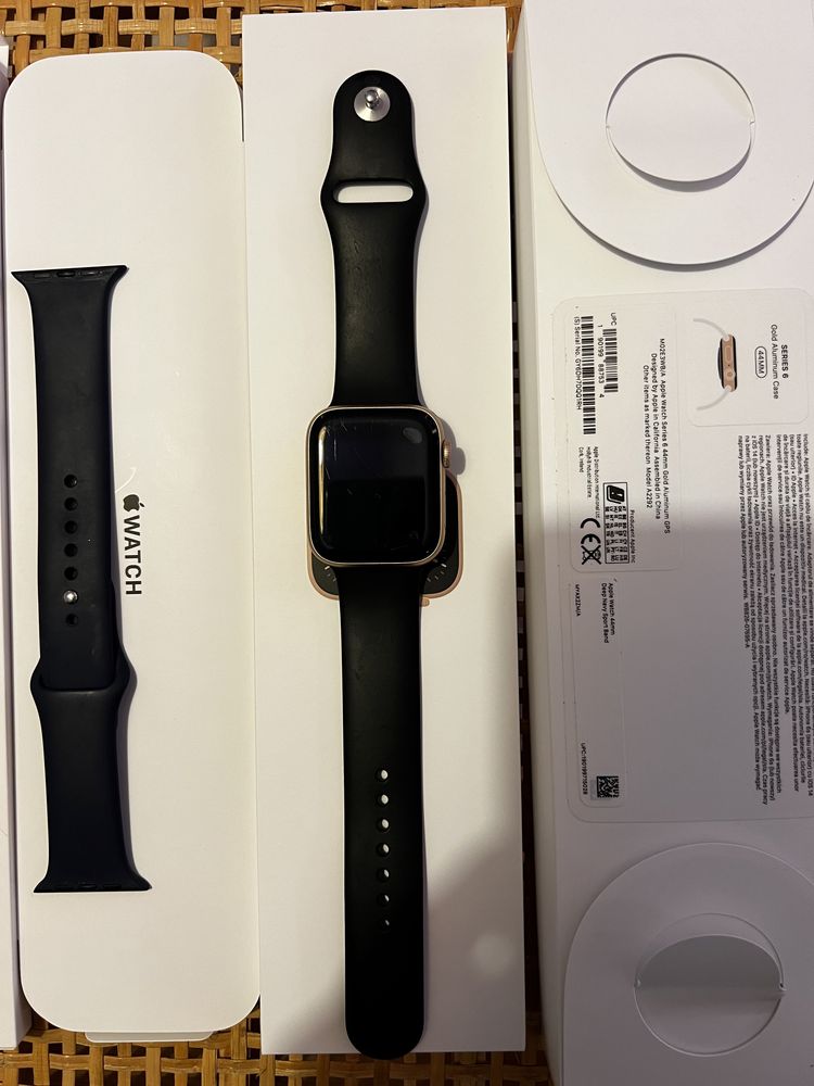 Apple Iwatch 6 Gold 44mm