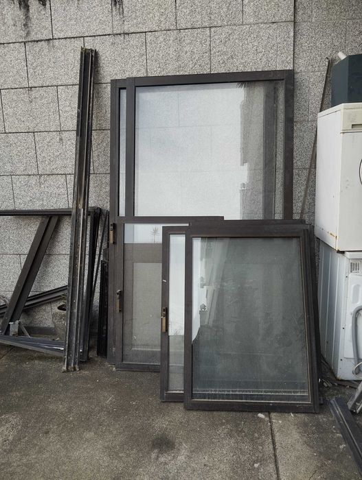 Conjunto de 4 janelas aluminio castanho escuro