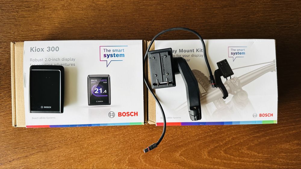 Bosh kiox 300 + uchwyt + kabel