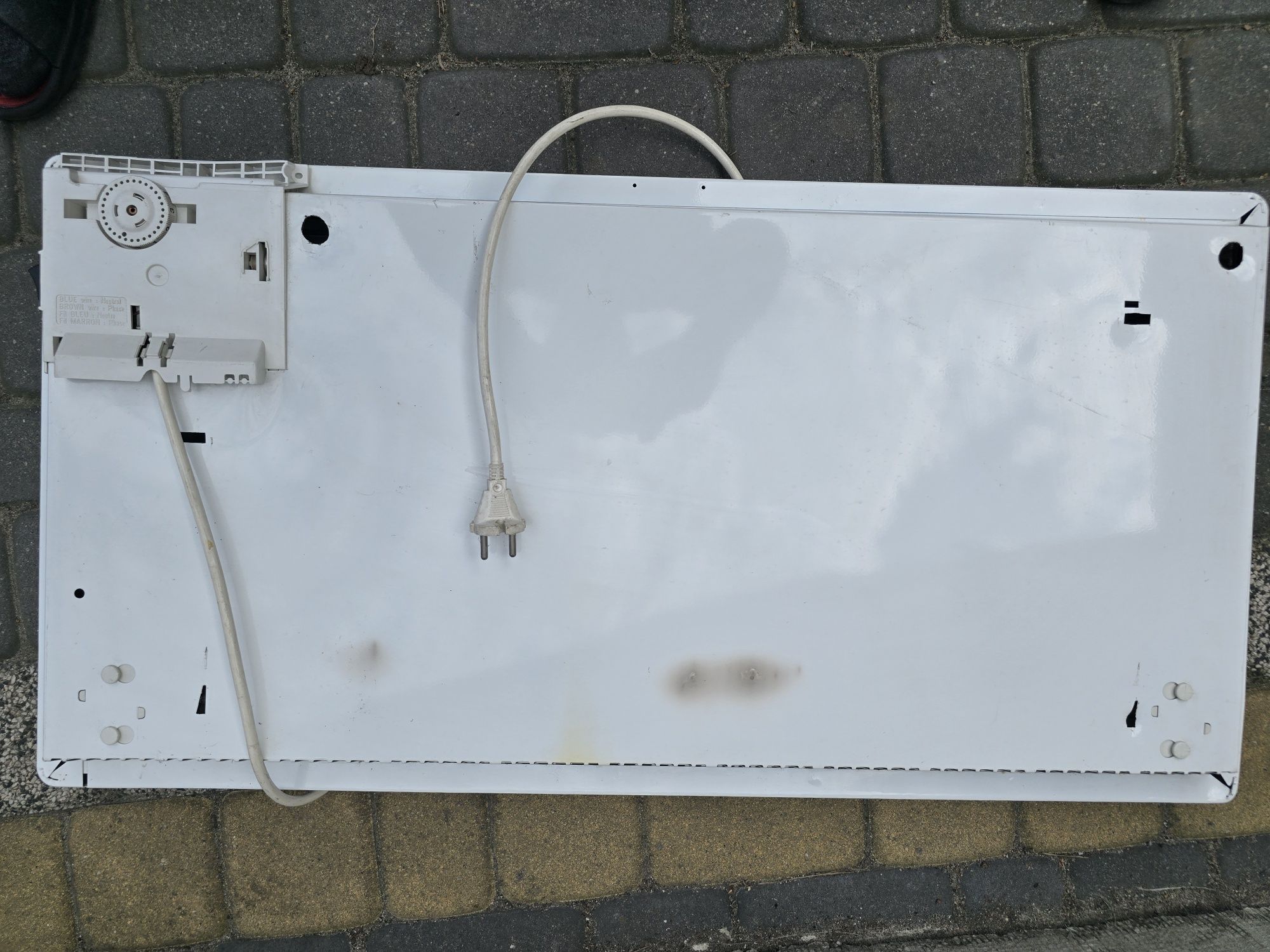 Grzejnik ścienny Atlantic 2500W