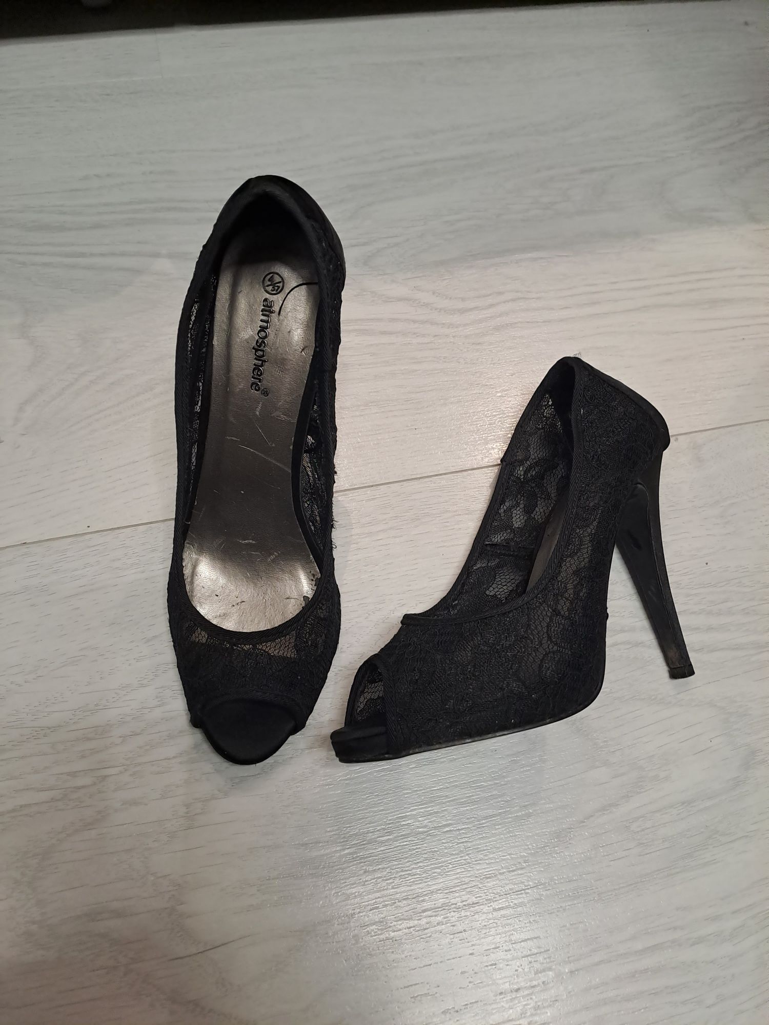 Buty koronkowo-satynowe