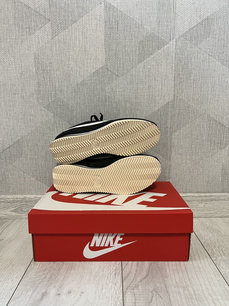 Nike Cortez Новые Оригинал