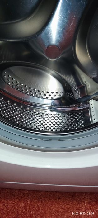 стиральная машина ,рабочая