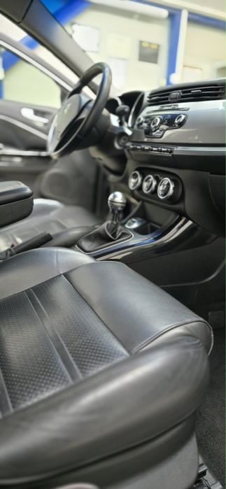 Alfa romeo giulietta 2011