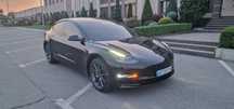 Tesla Model 3  2023