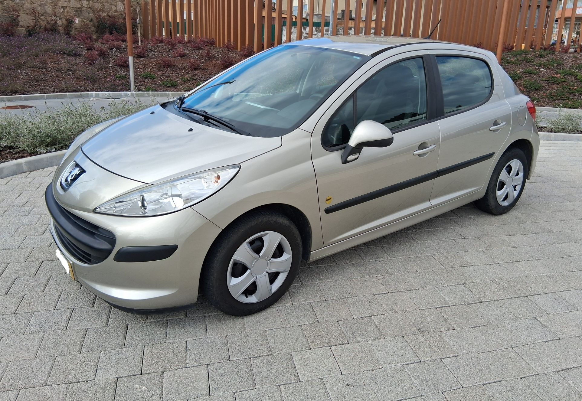 Peugeot 207 1.4 Open
