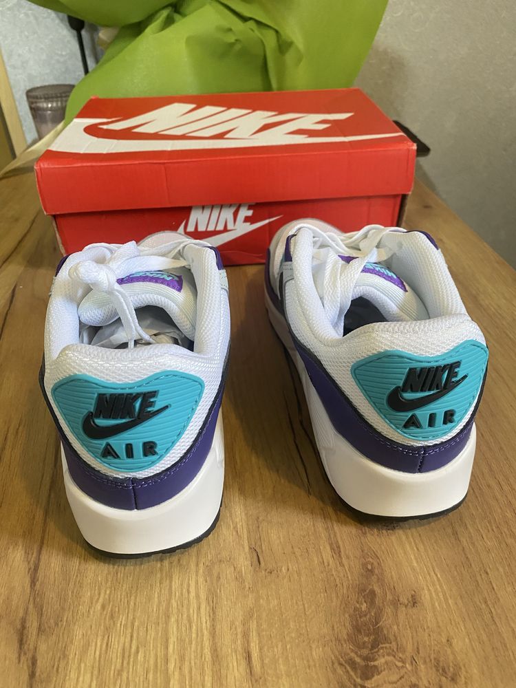 Кросоовки NIKE AIR MAX 90 розмір 44,5( 28-28,5 см )