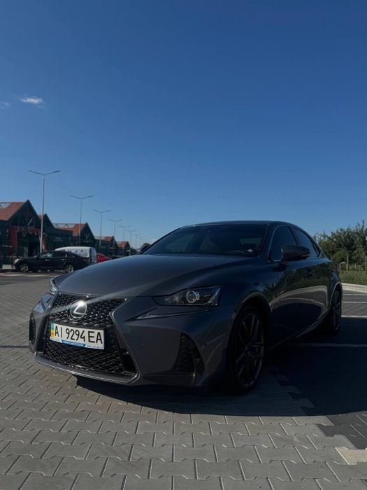 Lexus IS300 f-sport 2018