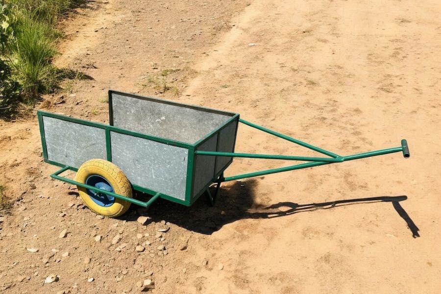 Wózek ogrodowy masywny