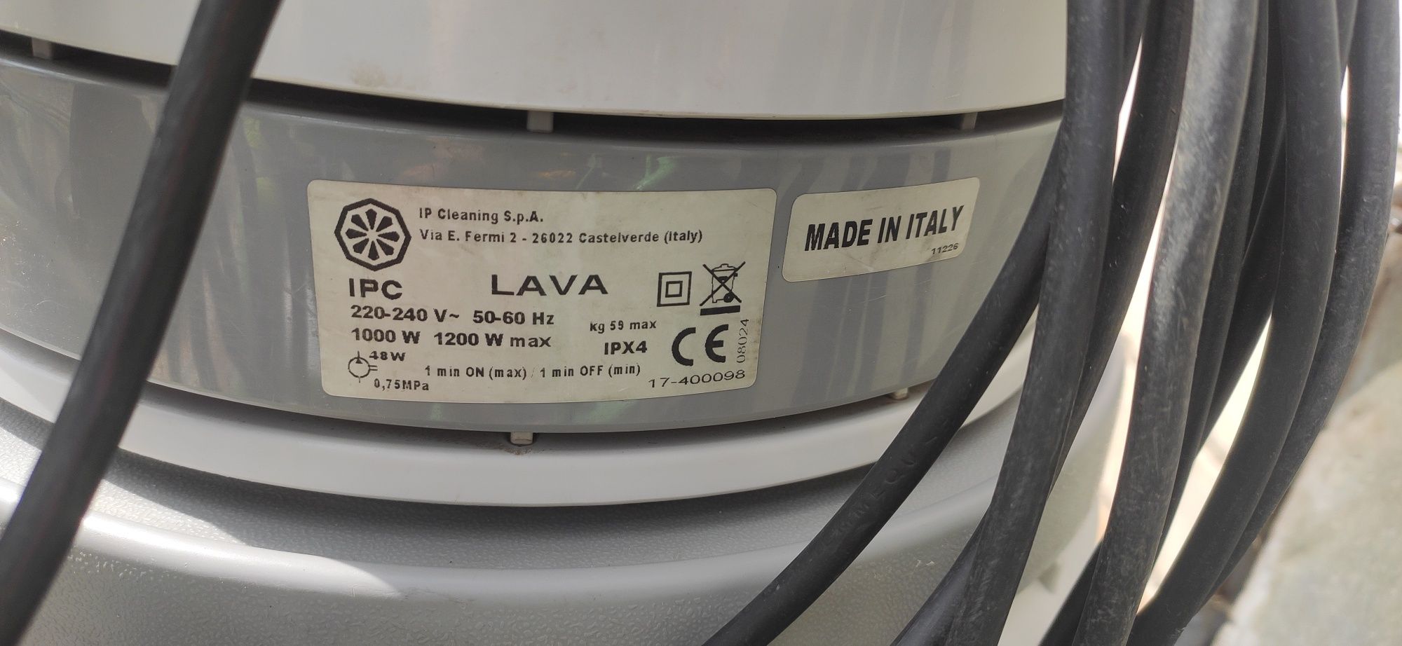 Миючий пилосос Lava Soteco