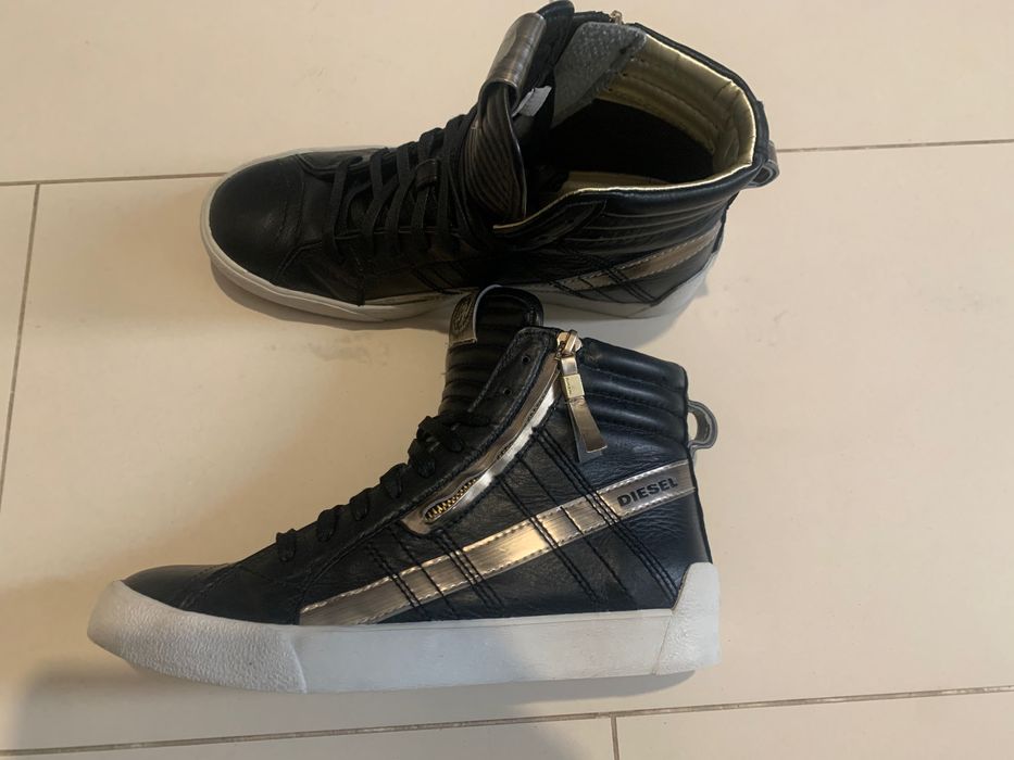 Продам  шкіряні  черевики Diesel.