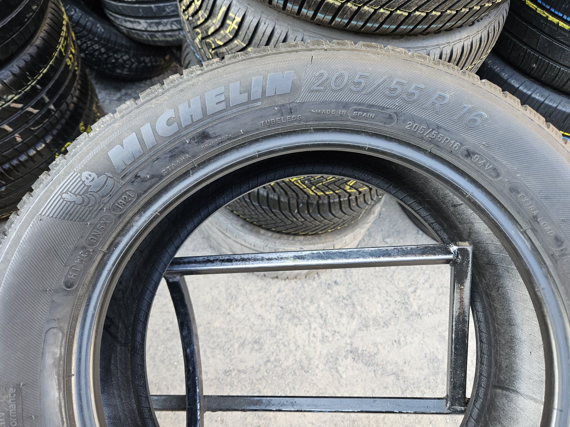 Шины БУ 205 55 R 16 Michelin CrossClimate s1 + Резина всесезонная