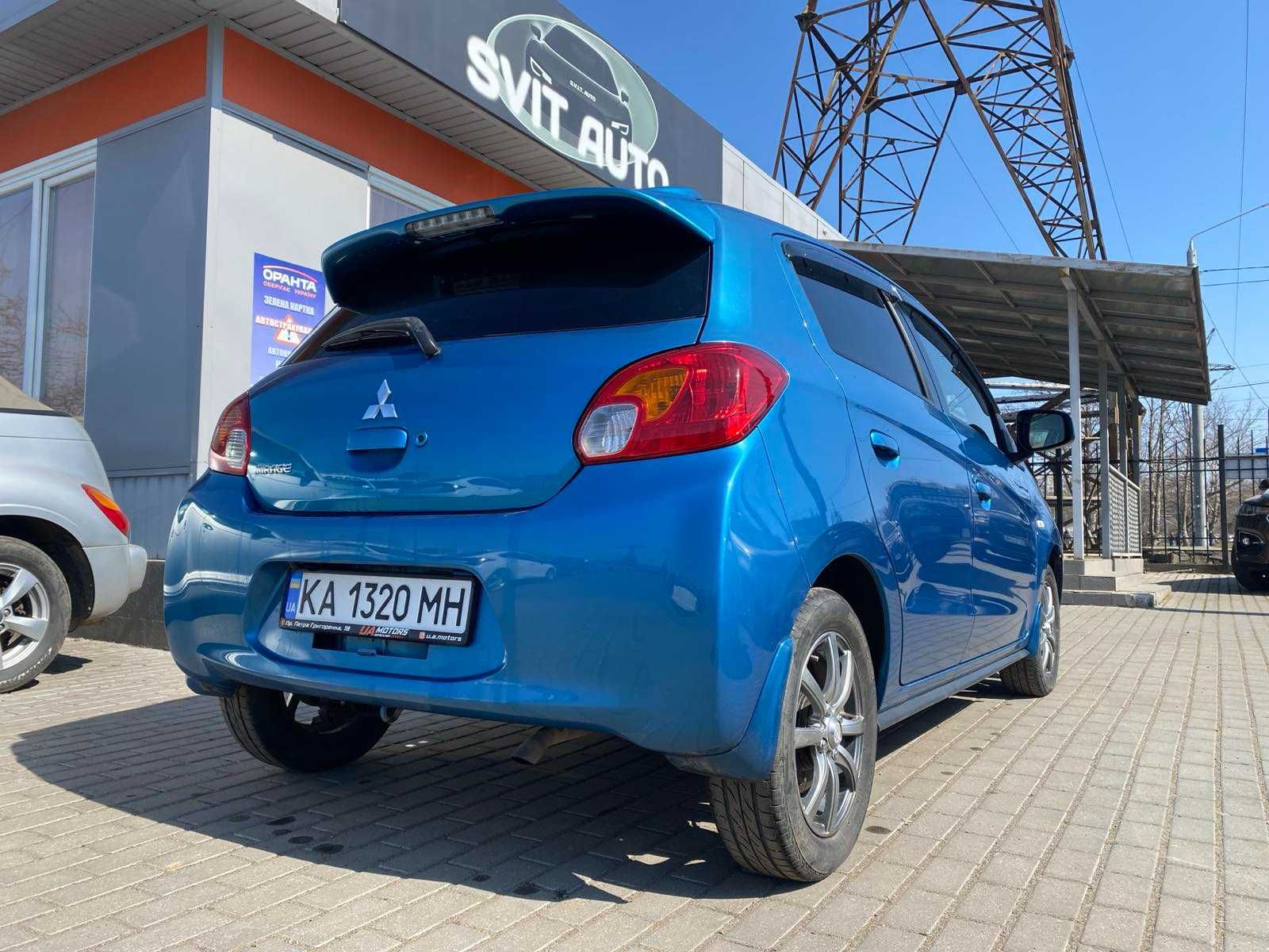 Mitsubishi Mirage 2012 року 1.0 л./бензин