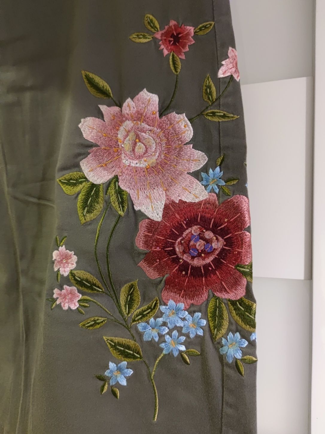 Spódnica z haftem folk vintage ołówkowa rozciągliwa