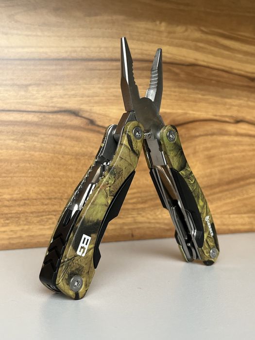 Надійний, Багатофункціональний Мультитул плоскогубці 7-в-1. Недорогий