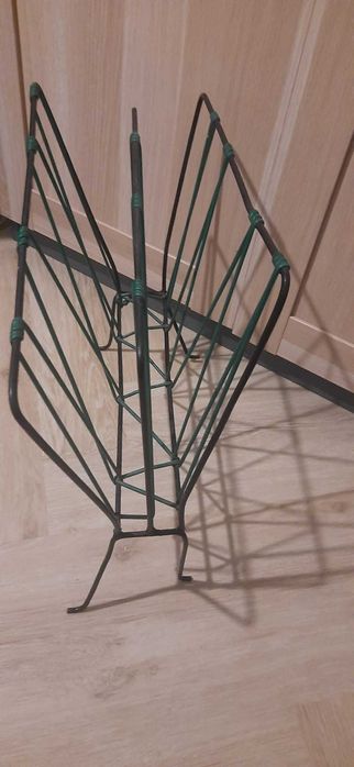 Gazetnik Stojak na Gazety PRL | Druciany Vintage MCM | Zielony Design