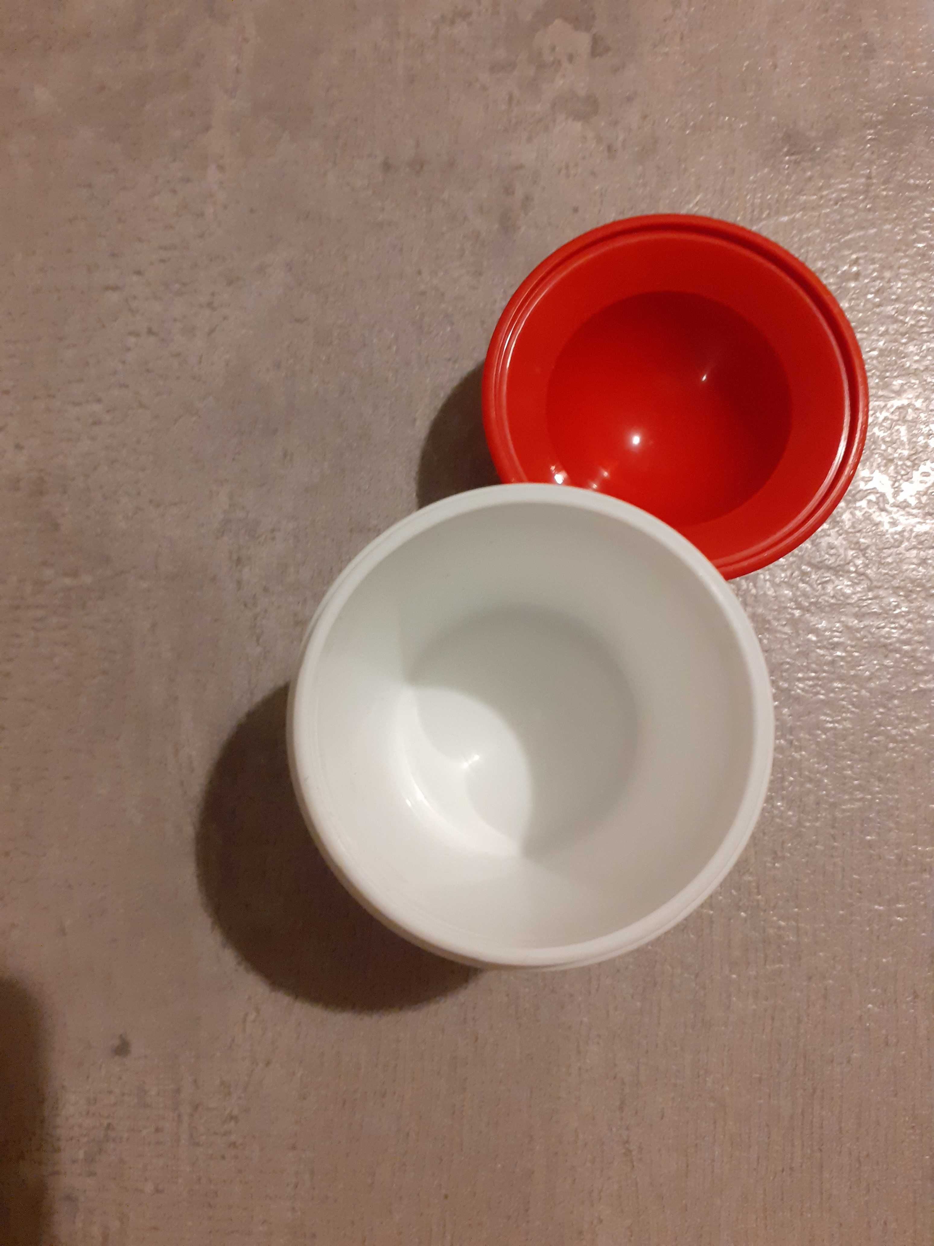 Pojemnik na jajko tupperware