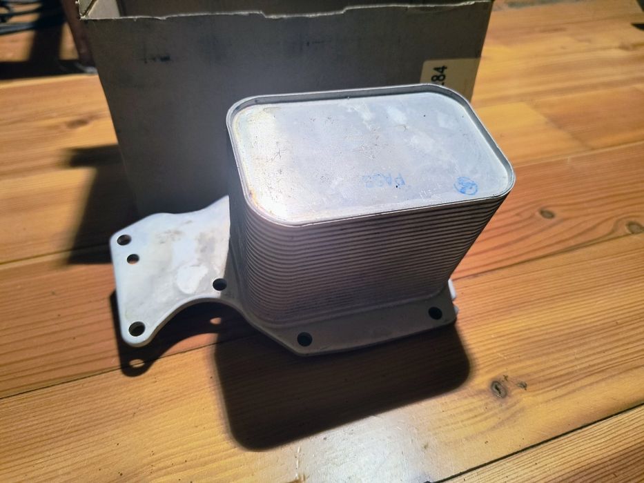 BMW n47 b47 wymiennik ciepła oleju F01 F10 f20 f30 f32 f82 G30 G20