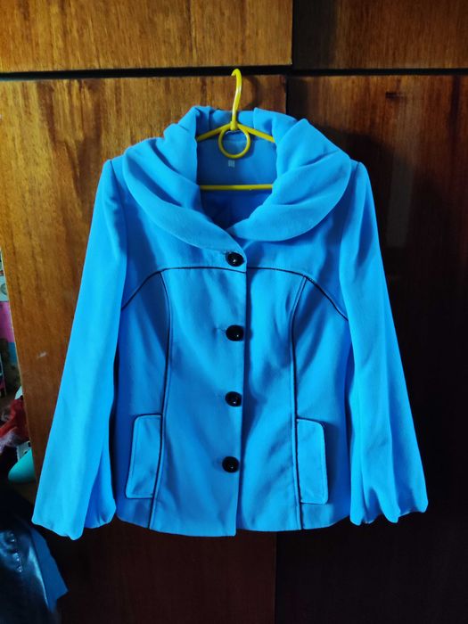 Пальто блакитне  жіноче