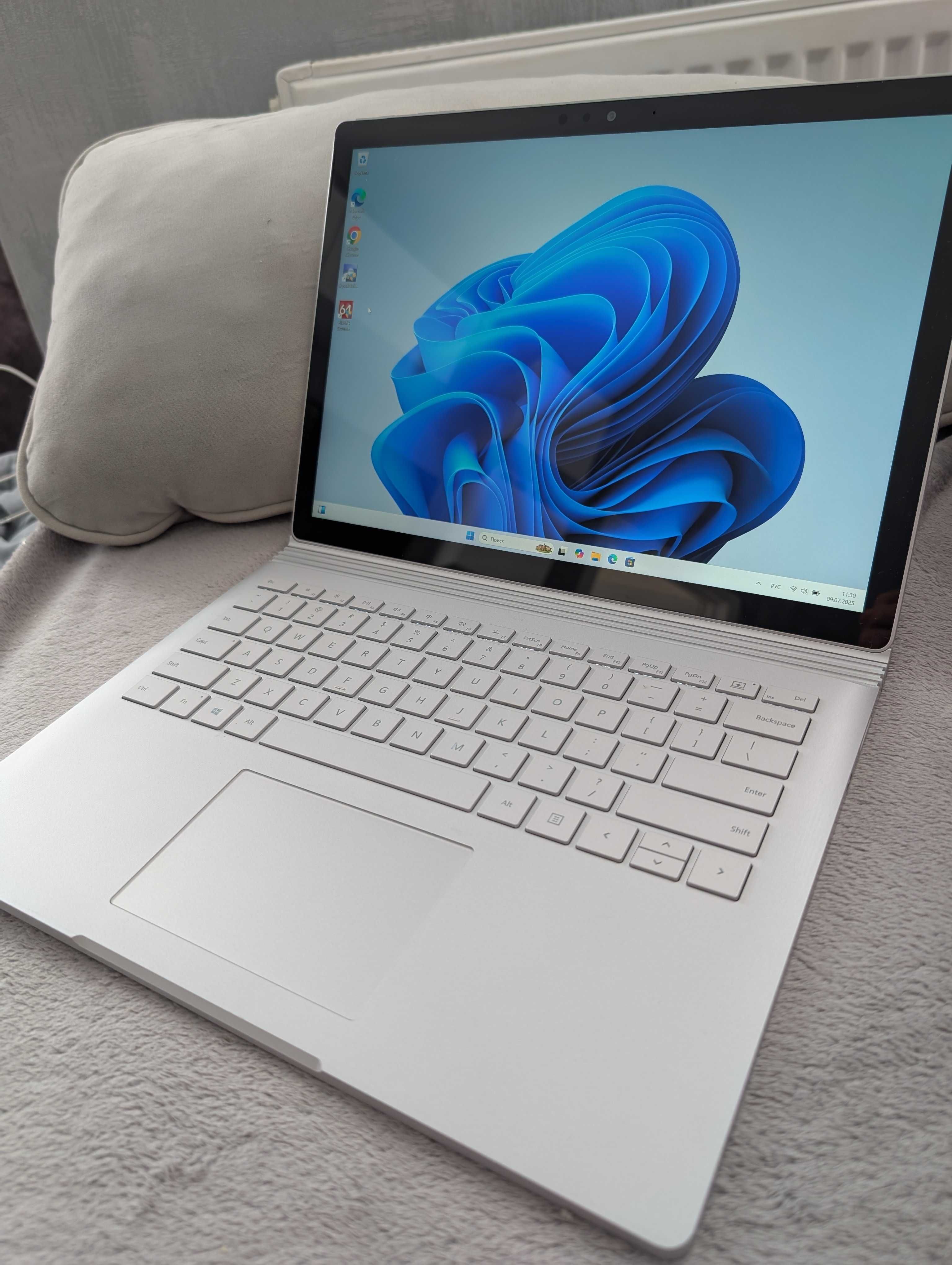 Microsoft Surface Book 2 GTX 1050 Ноутбук i7-8650U 8GB 256 Сенсор ПК