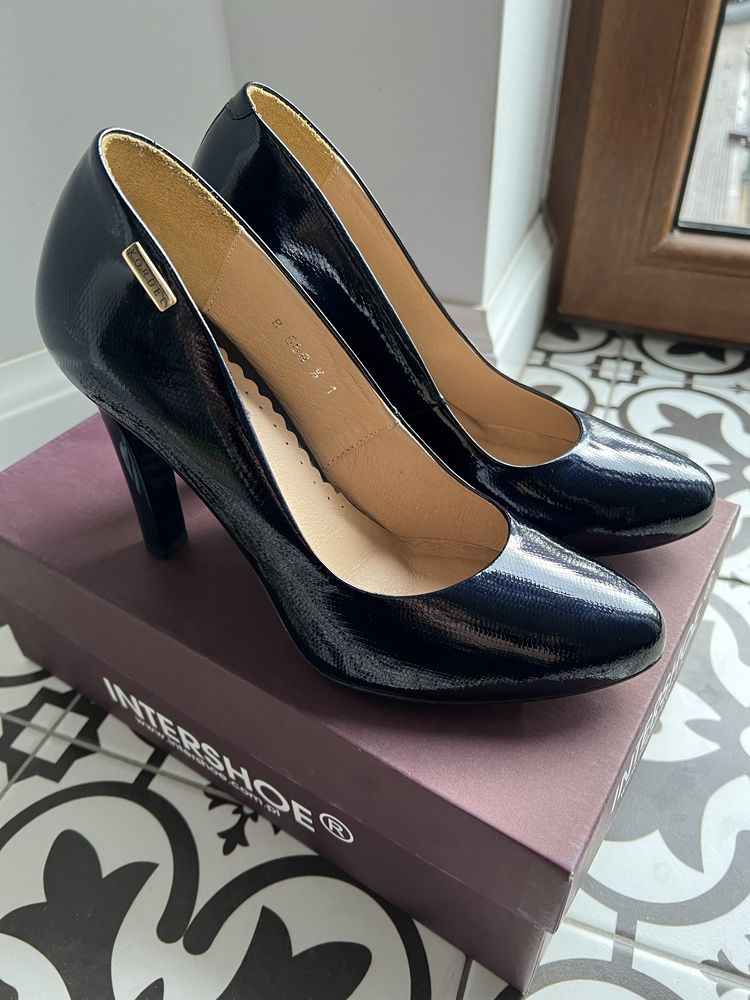 Buty damskie na obcasie Intershoe granatowe rozmiar 39 skóra naturalna