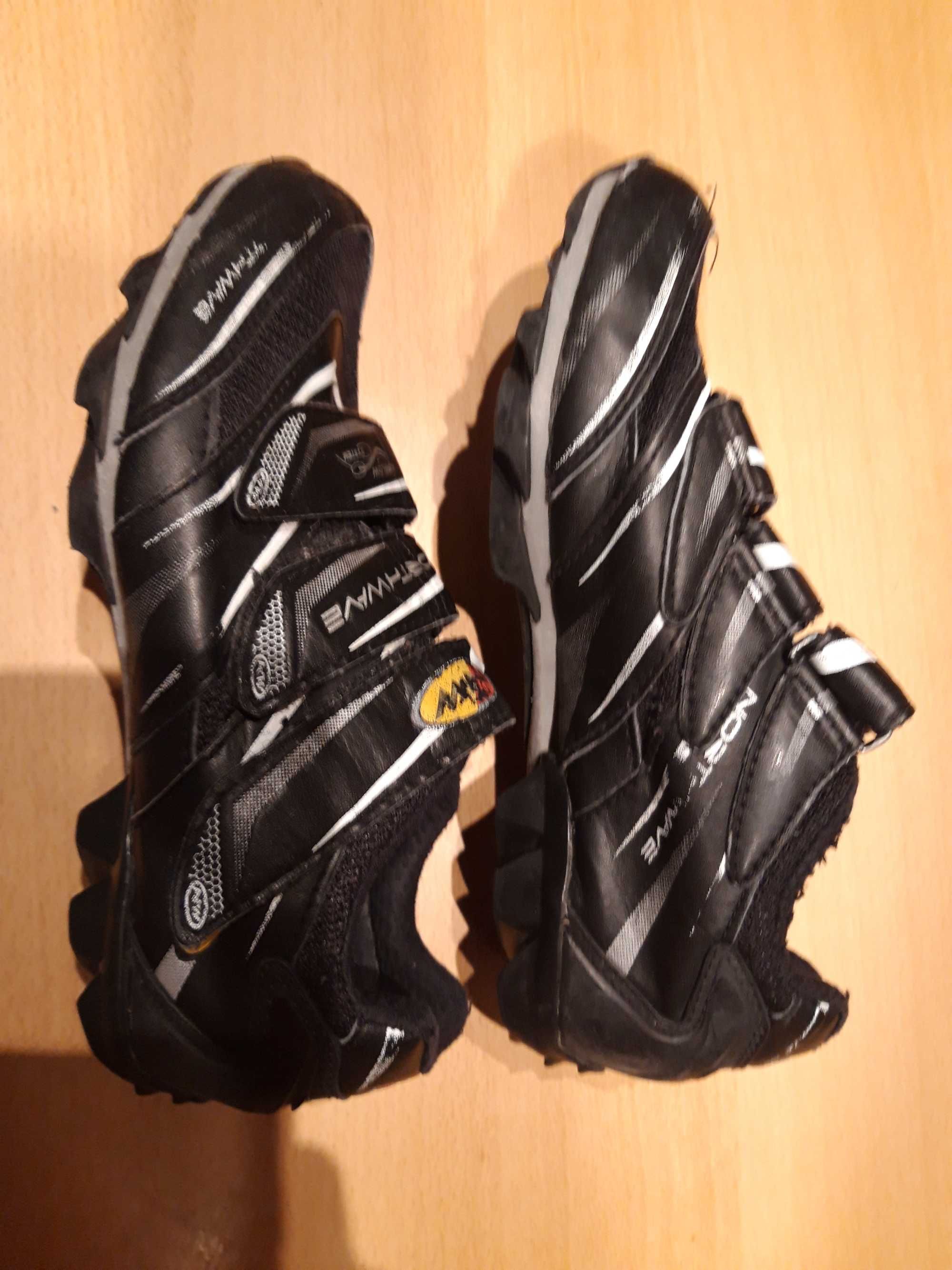 Buty rowerowe MTB SPD marki NORTHWAVE dla dziecka plus bloki