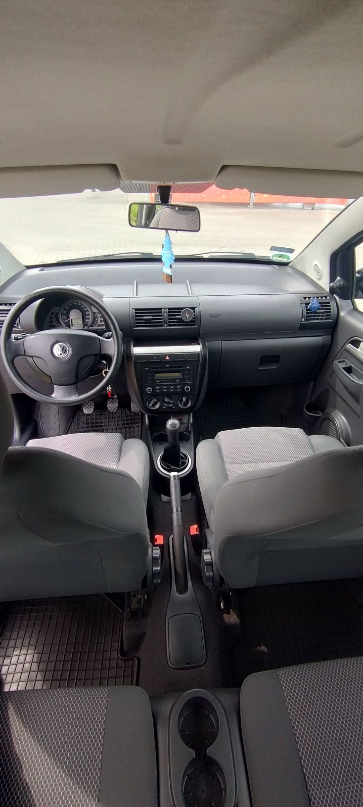 *Volkswagen FOX 1.2 MPI 55KM 2009r.*