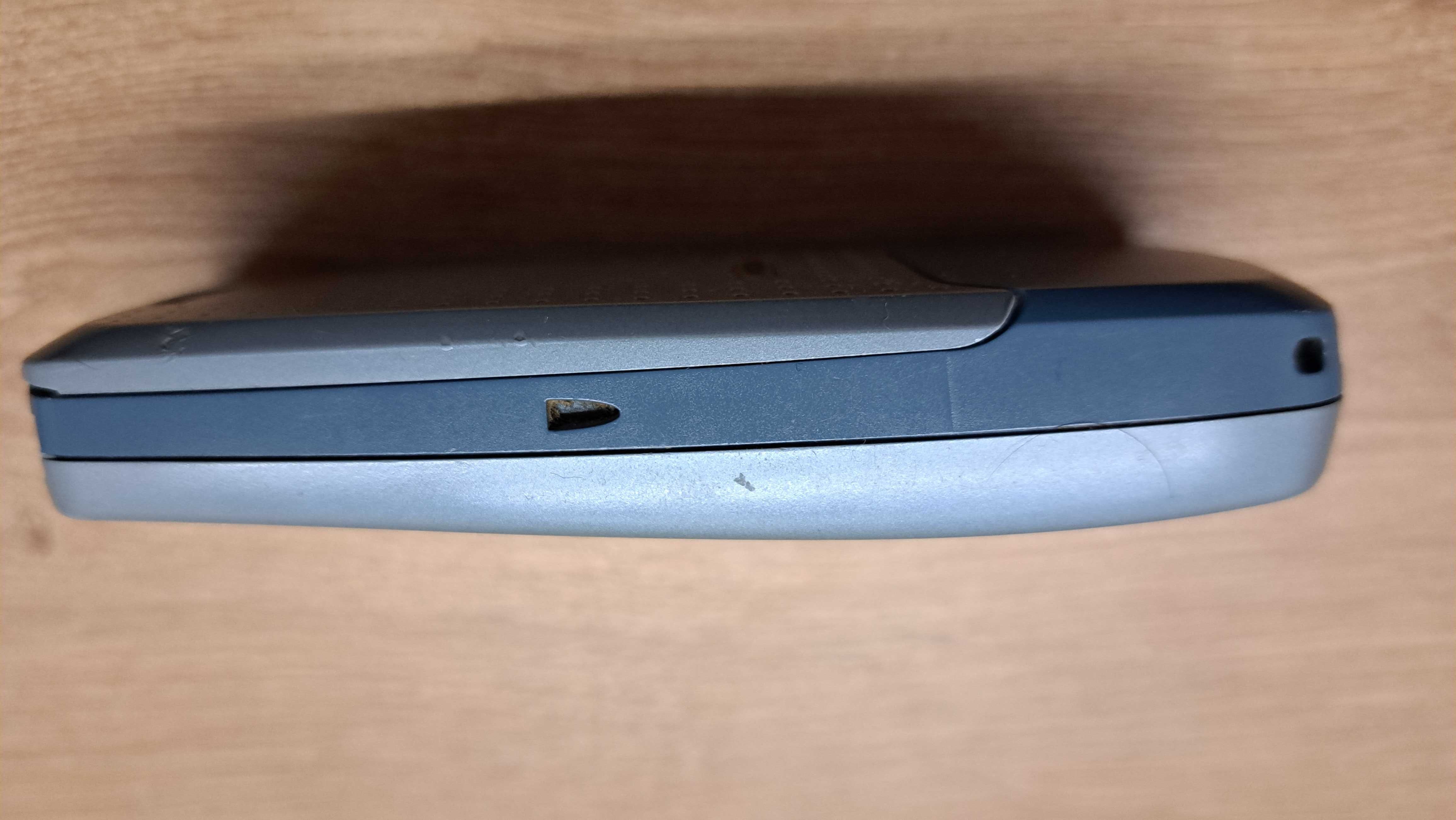 Nokia 3120, błękitno-srebrna