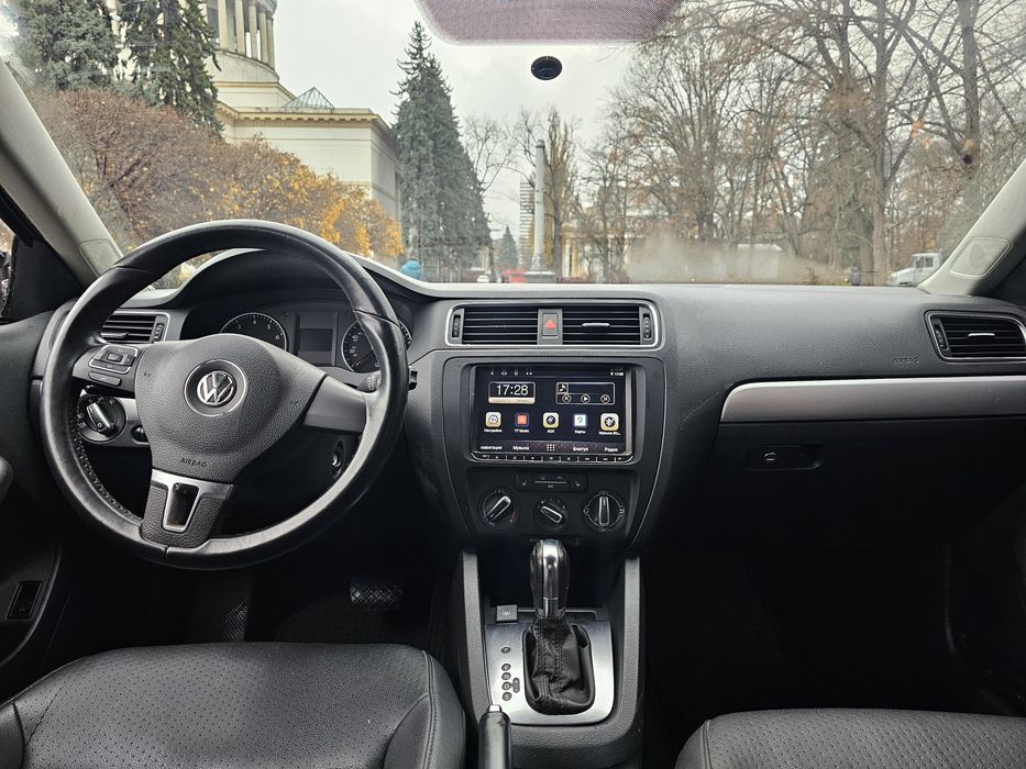 Volkswagen Jetta 2013
