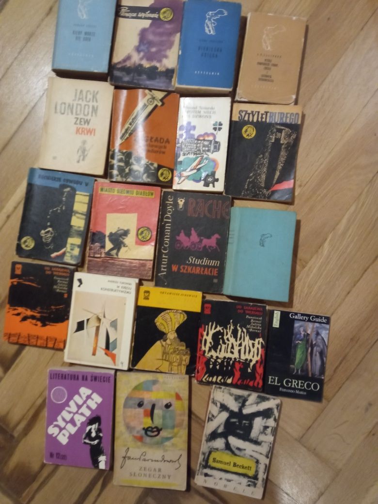 Zestaw książek z lat 60-tych