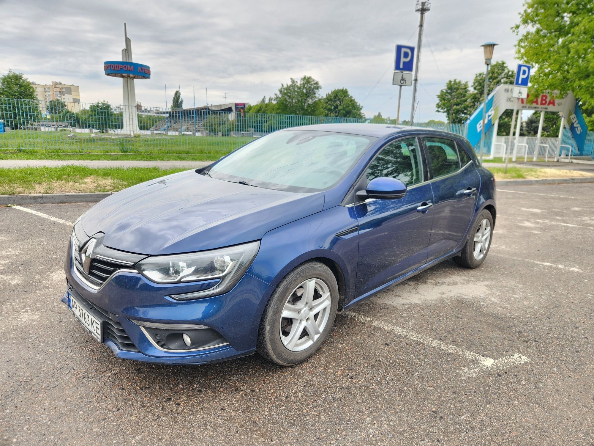 Рено megan меган 4 автомат 2017 витрата 4.7 дизель К9К 1.5л