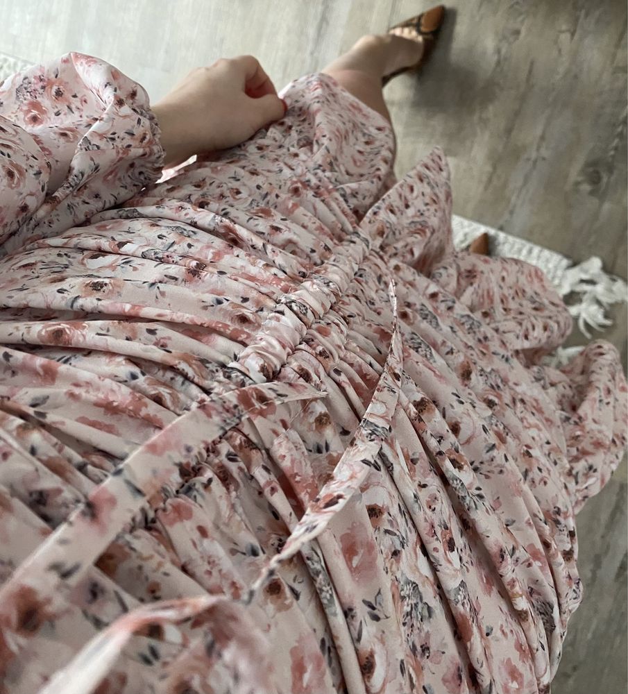 Sukienka mini floral S Hollywood Dream nowa z metka
