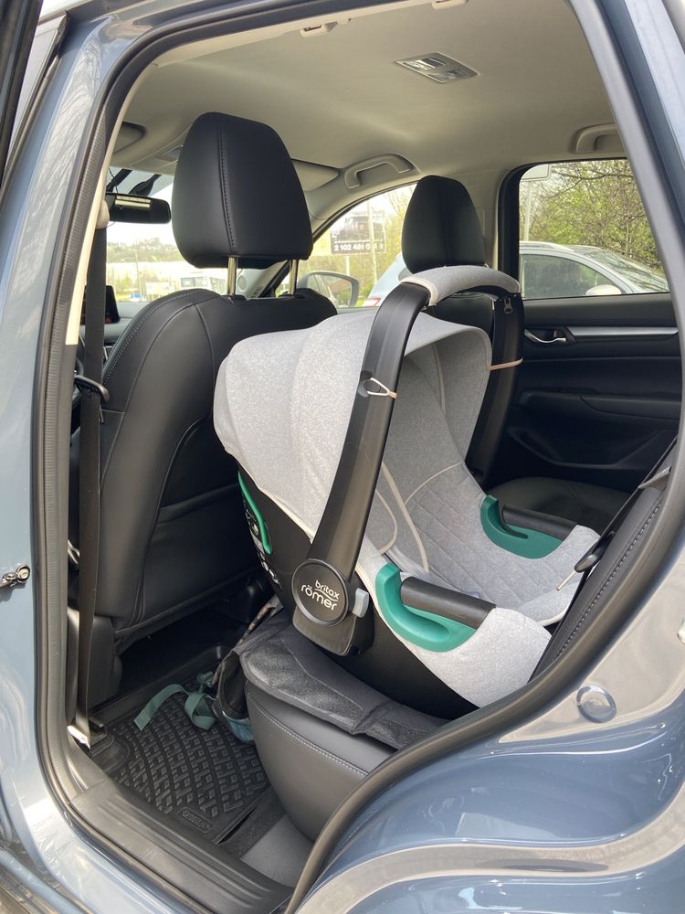 Автокрісло Britax-Romer Baby-Safe 3 i-Size Nordic Grey (2000035073)