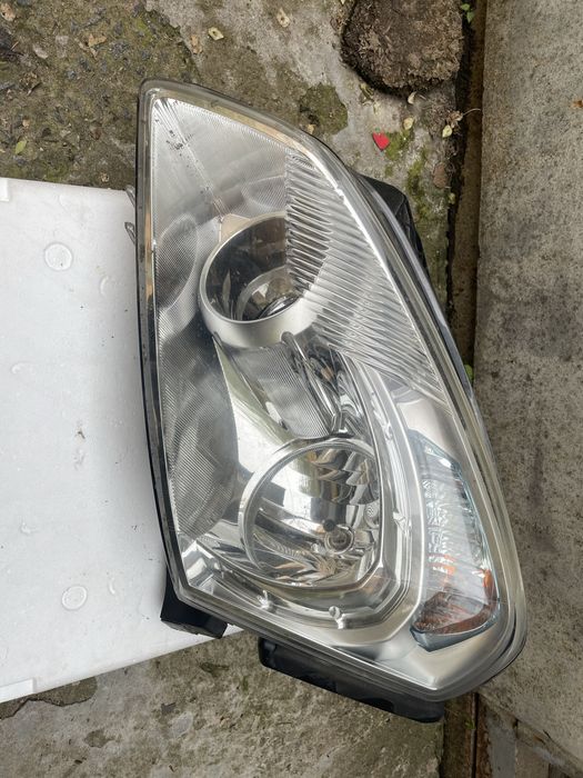 Фара ліва з електрокоректором  Nissan Qashqai j10
