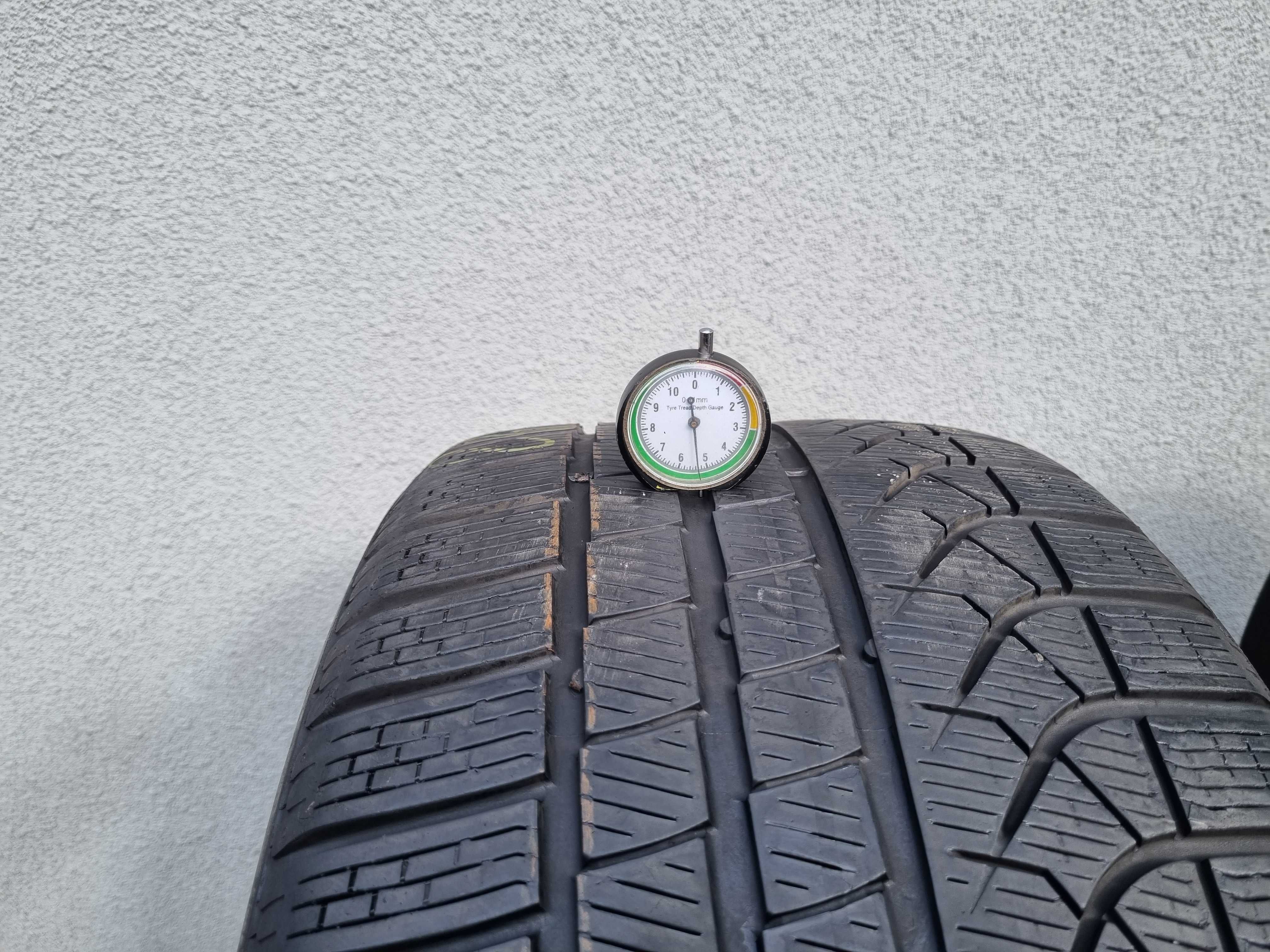 285/35/20 104W Pirelli P Zero Winter Dot.4719R